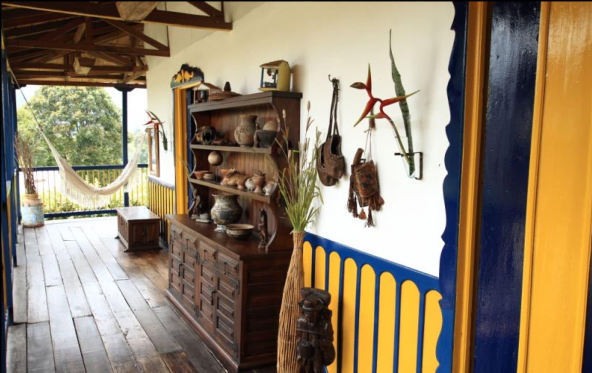 Hacienda Combia 4*