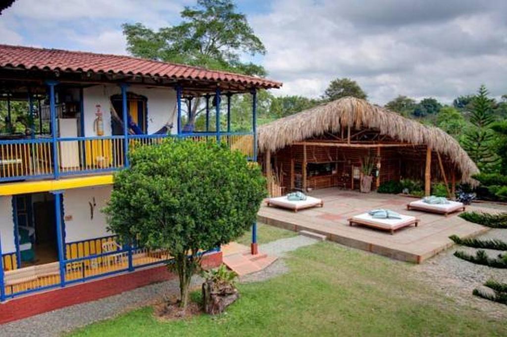 Hacienda Combia Hotel El Caimo