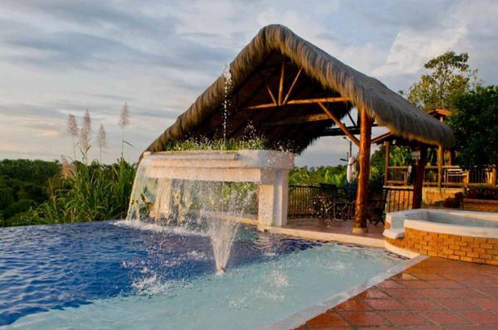 Hacienda Combia 4*